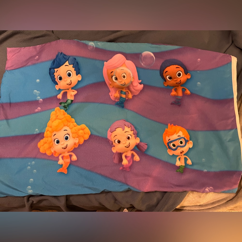 Dual sided Bubble Guppies pillow case